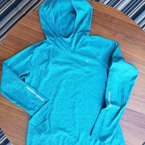 Old Navy Active Go-Dry Pullover